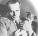 Умберто Нобиле с собачкой Титиной